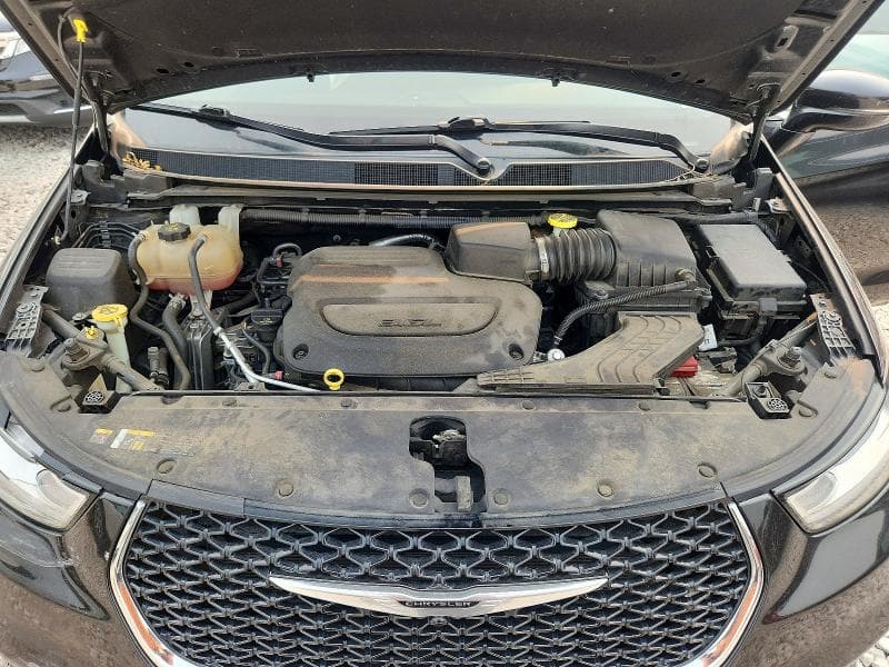 2022 CHRYSLER PACIFICA TOURING L 12