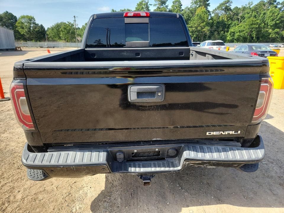 2017 GMC SIERRA C1500 DENALI 6