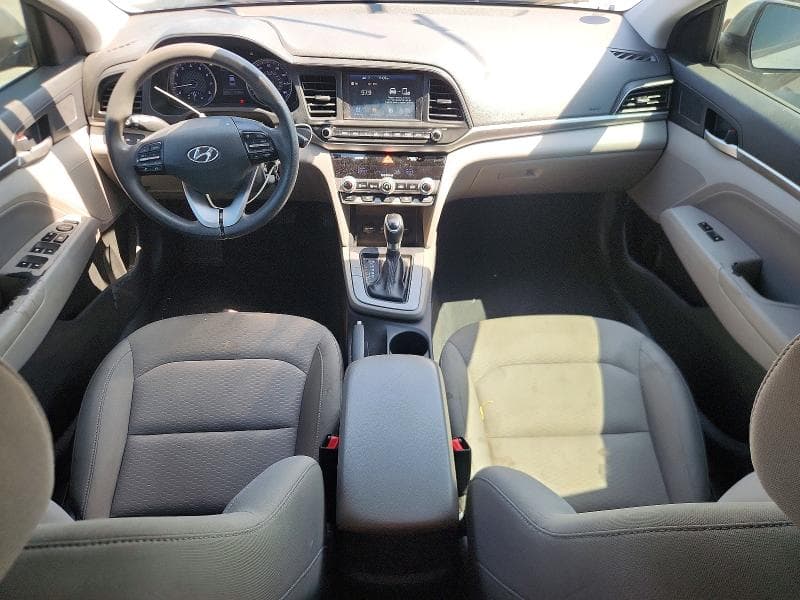 2020 HYUNDAI ELANTRA 8