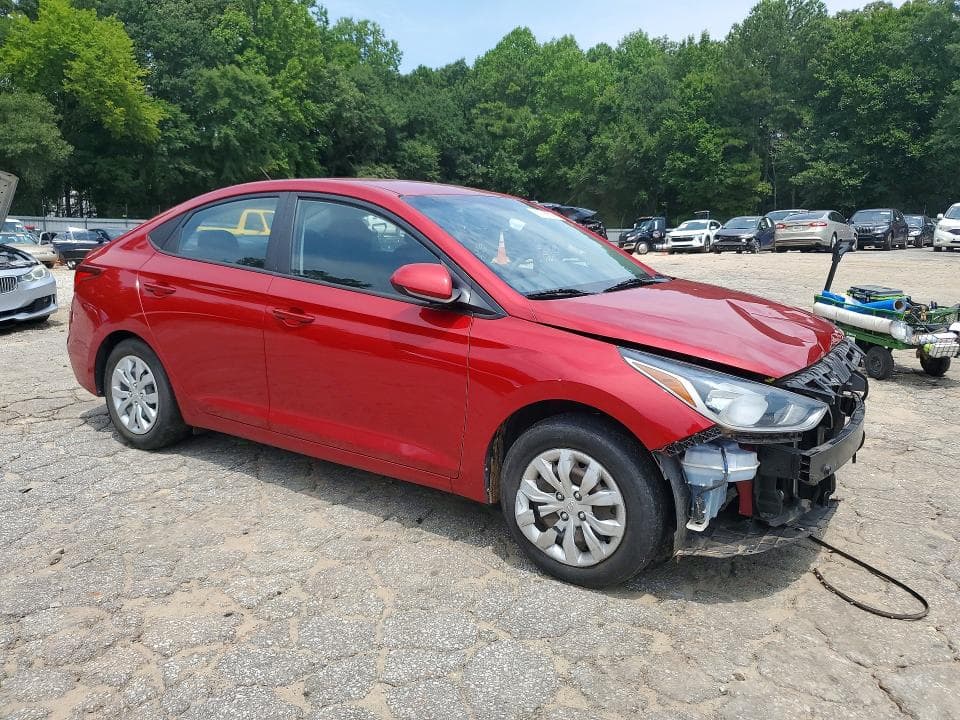 2018 HYUNDAI ACCENT SE 4
