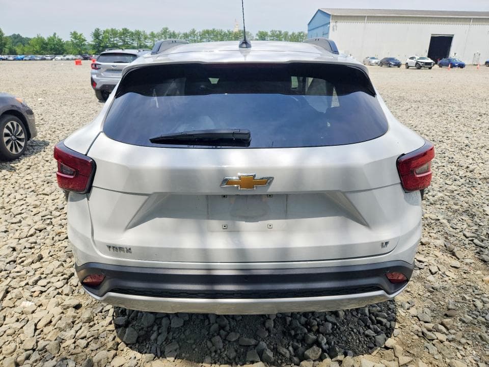2025 CHEVROLET TRAX 1LT 6