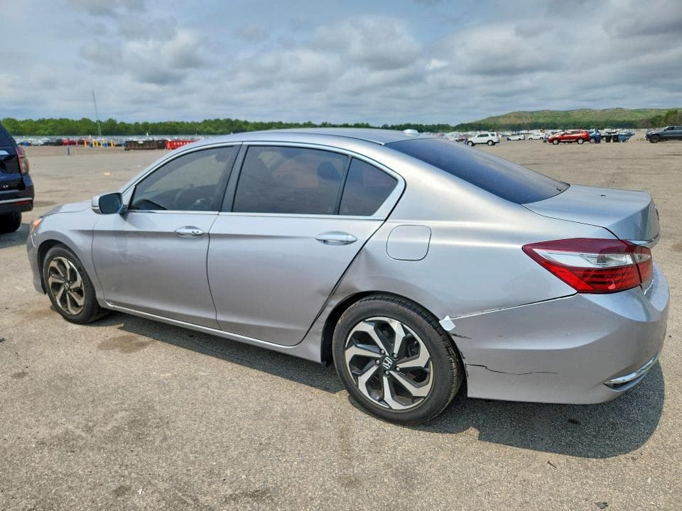 2017 HONDA ACCORD EX 2