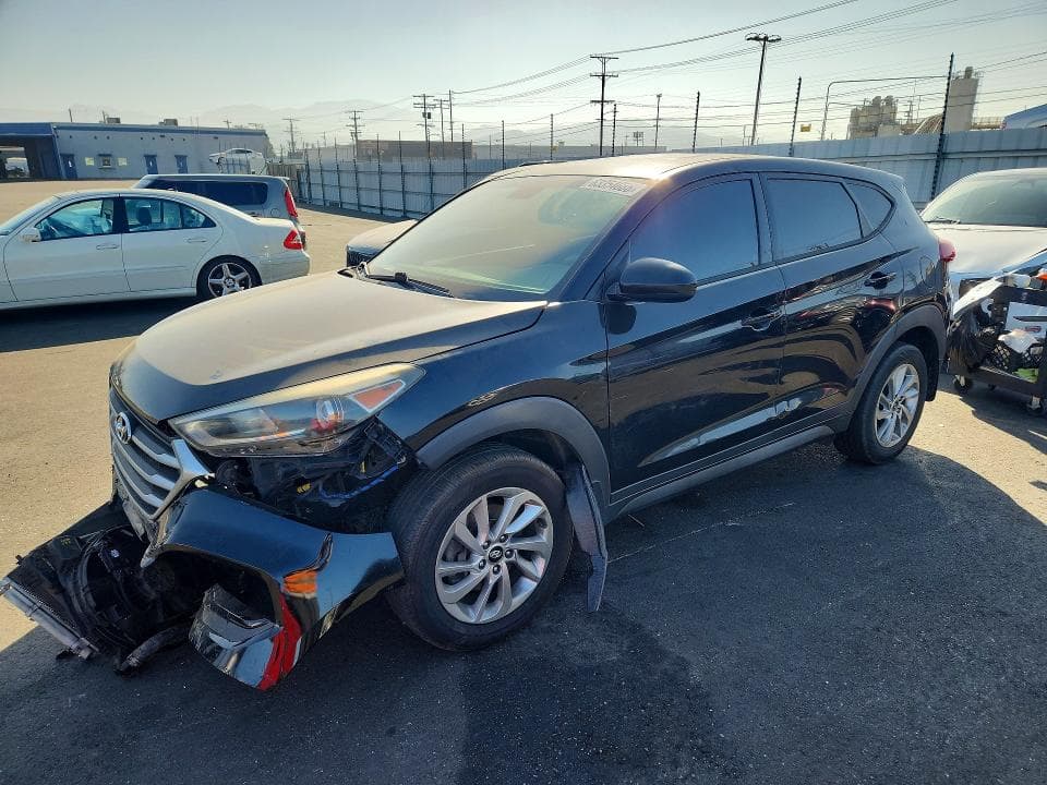 2017 HYUNDAI TUCSON SE - 1