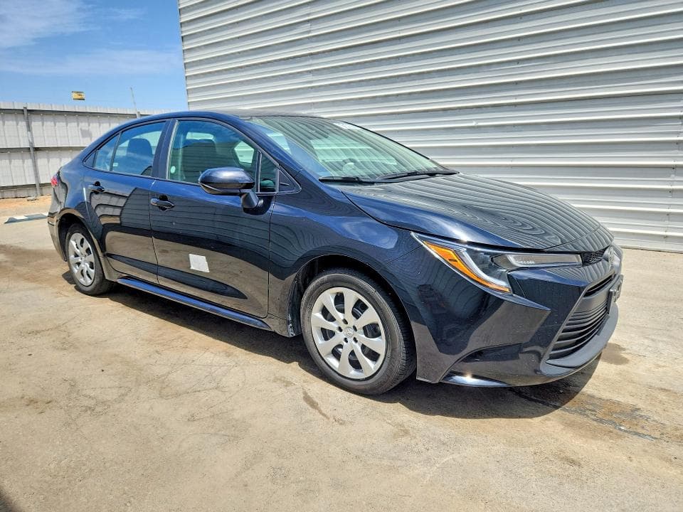 2025 TOYOTA COROLLA LE 4