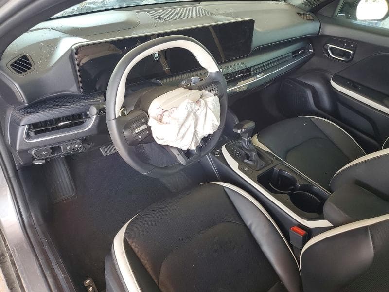 2025 KIA K4 GT LINE 8