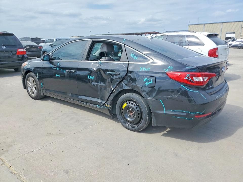 2017 HYUNDAI SONATA SE 2