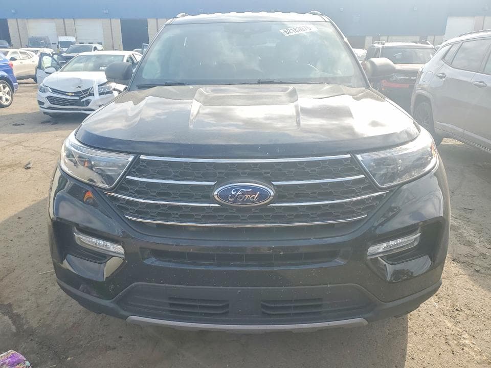 2021 FORD EXPLORER XLT 5