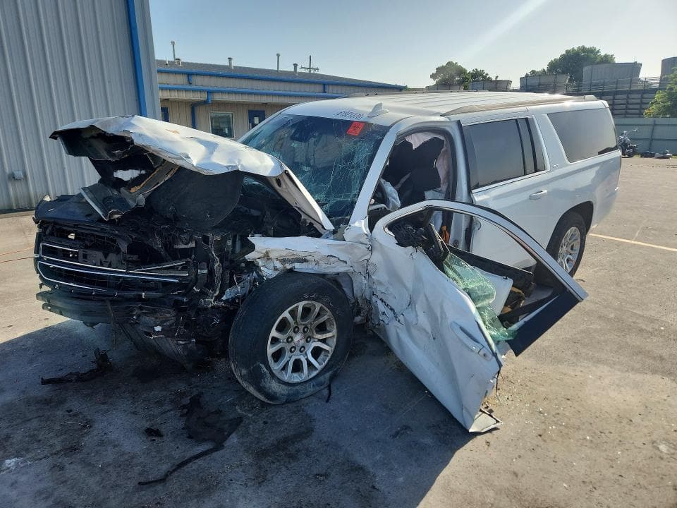 2017 GMC YUKON XL K1500 SLT - 1