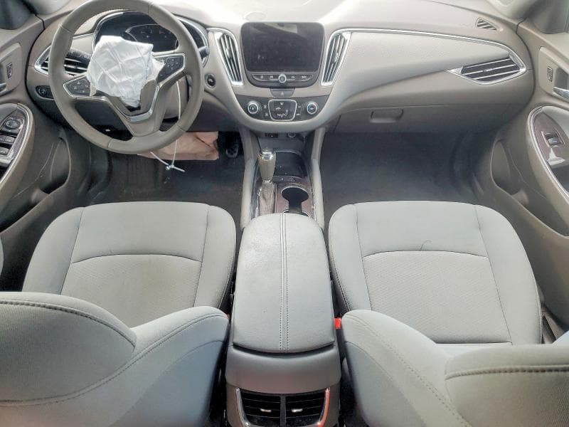 2017 CHEVROLET MALIBU LT 8