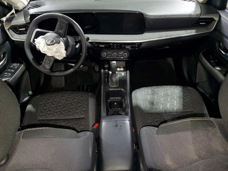 2025 NISSAN KICKS SV 8