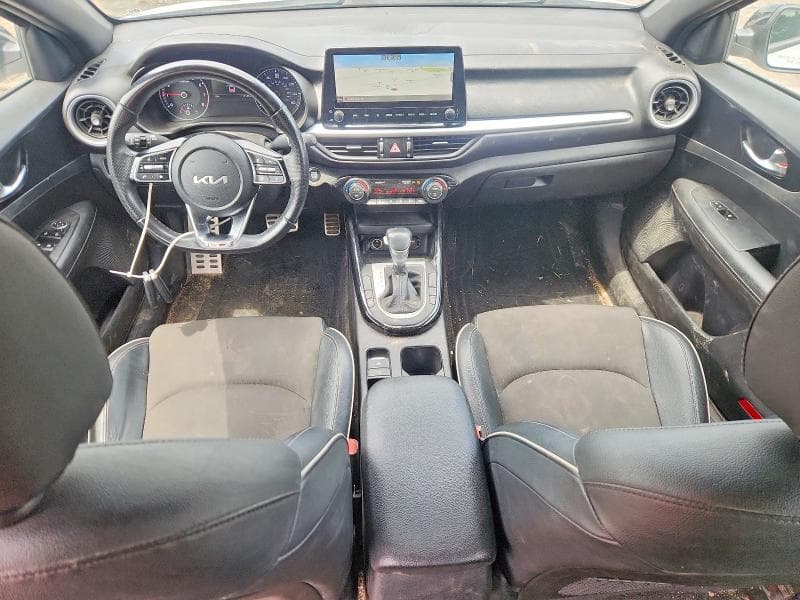 2022 KIA FORTE GT LINE 8