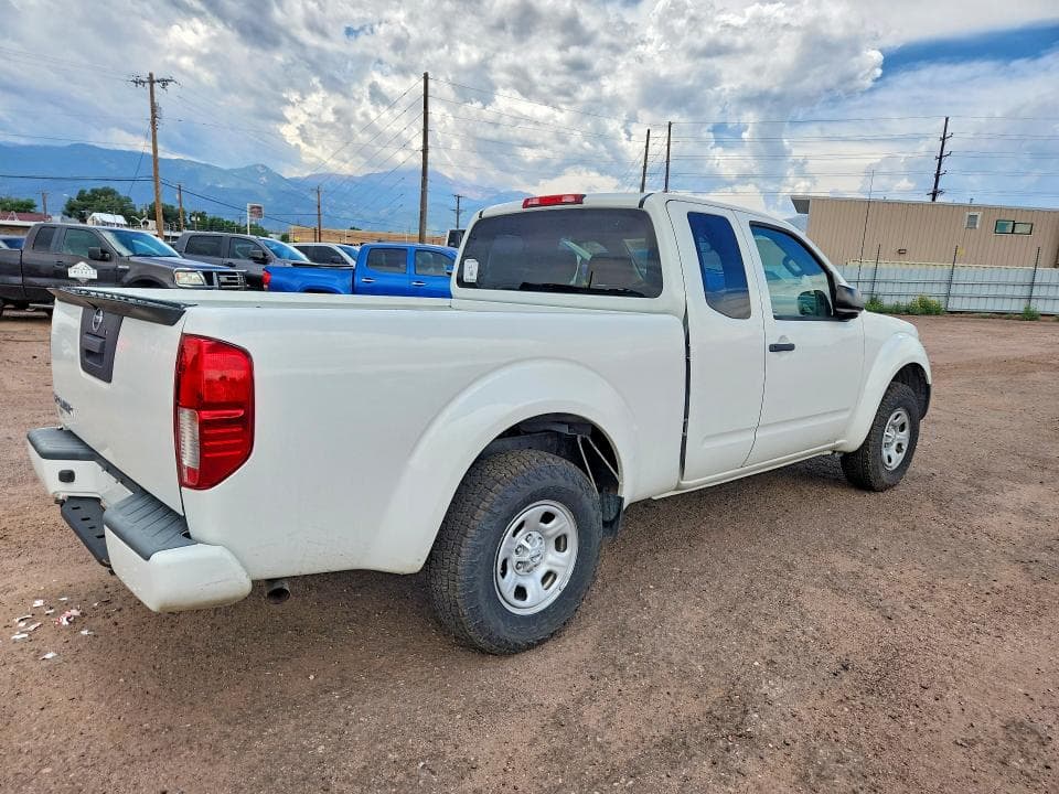 2019 NISSAN FRONTIER S 3