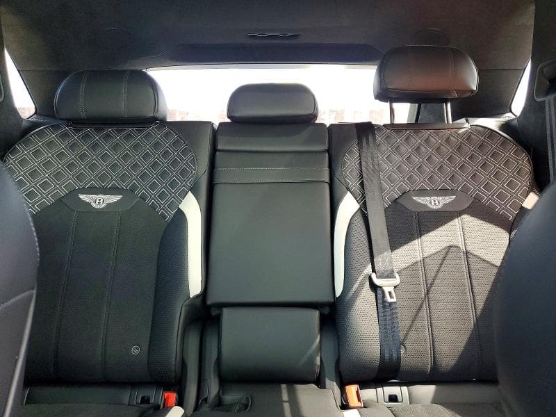 2023 BENTLEY BENTAYGA SPEED 10