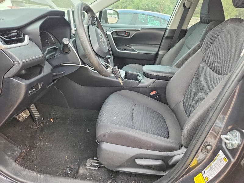 2023 TOYOTA RAV4 LE 7
