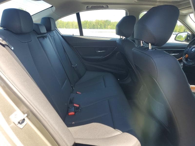 2018 BMW 320 XI 10