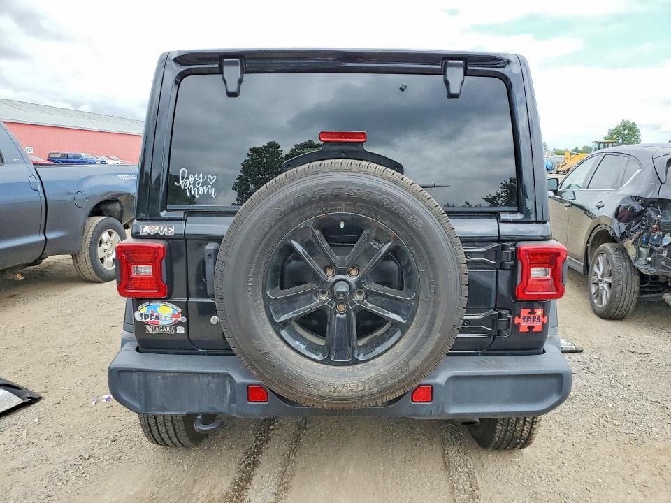 2020 JEEP WRANGLER UNLIMITED SAHARA 6