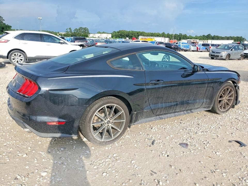 2018 FORD MUSTANG 3