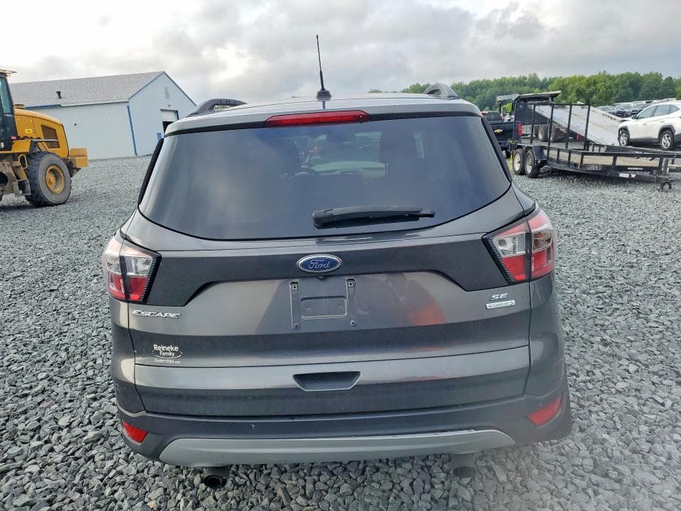 2017 FORD ESCAPE SE 6