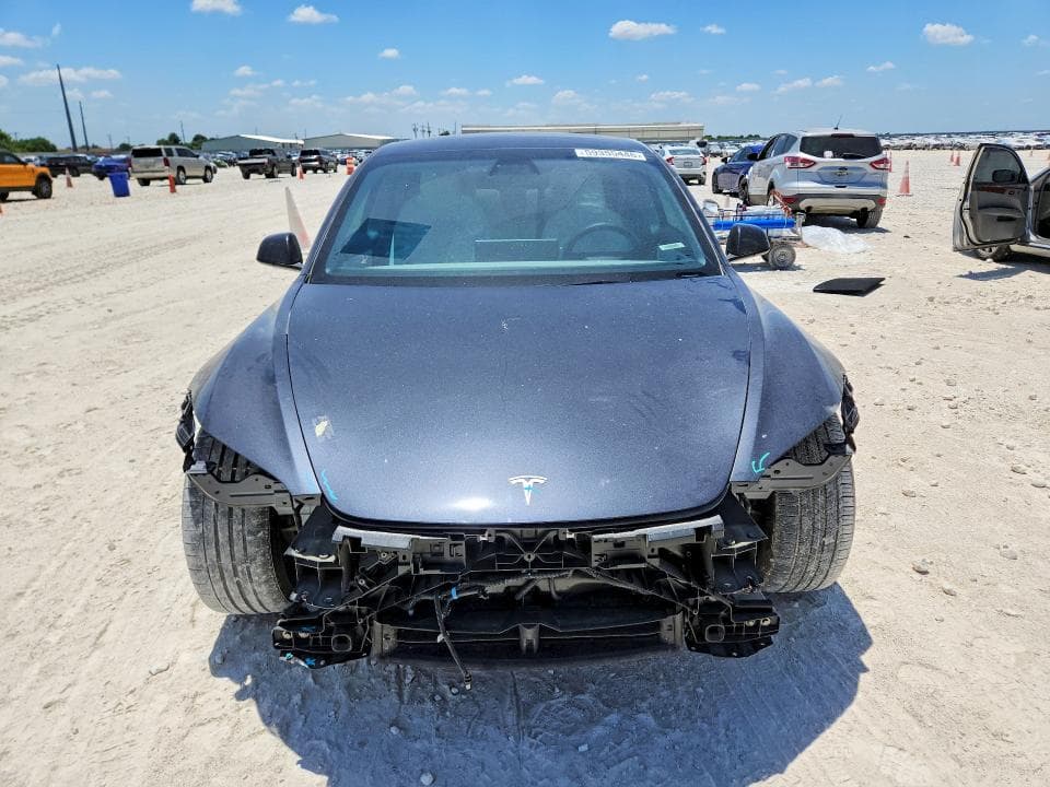 2025 TESLA MODEL 3 5