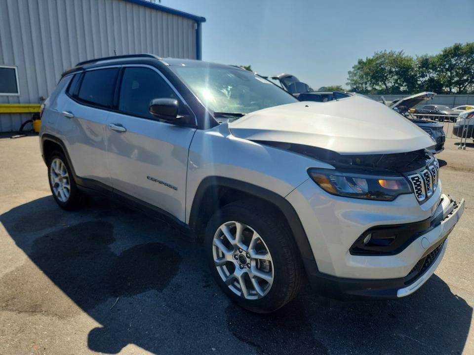 2025 JEEP COMPASS LIMITED 4