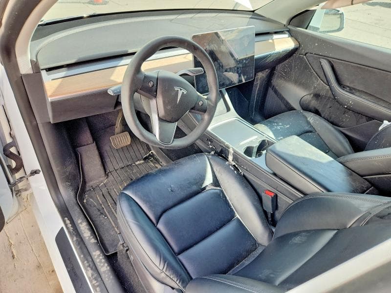2021 TESLA MODEL Y 8