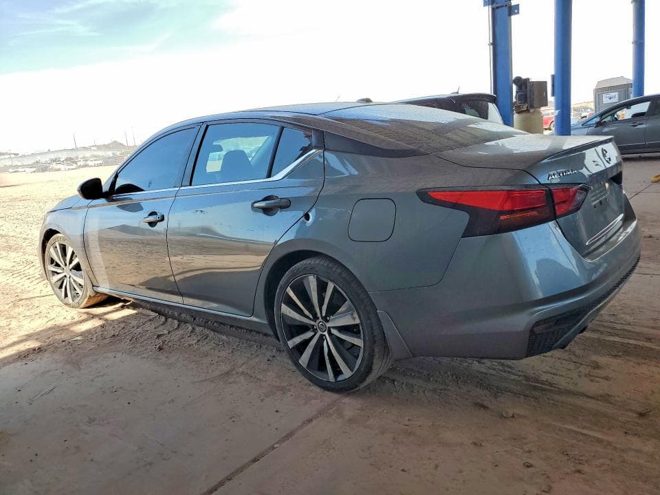 2020 NISSAN ALTIMA SR 2