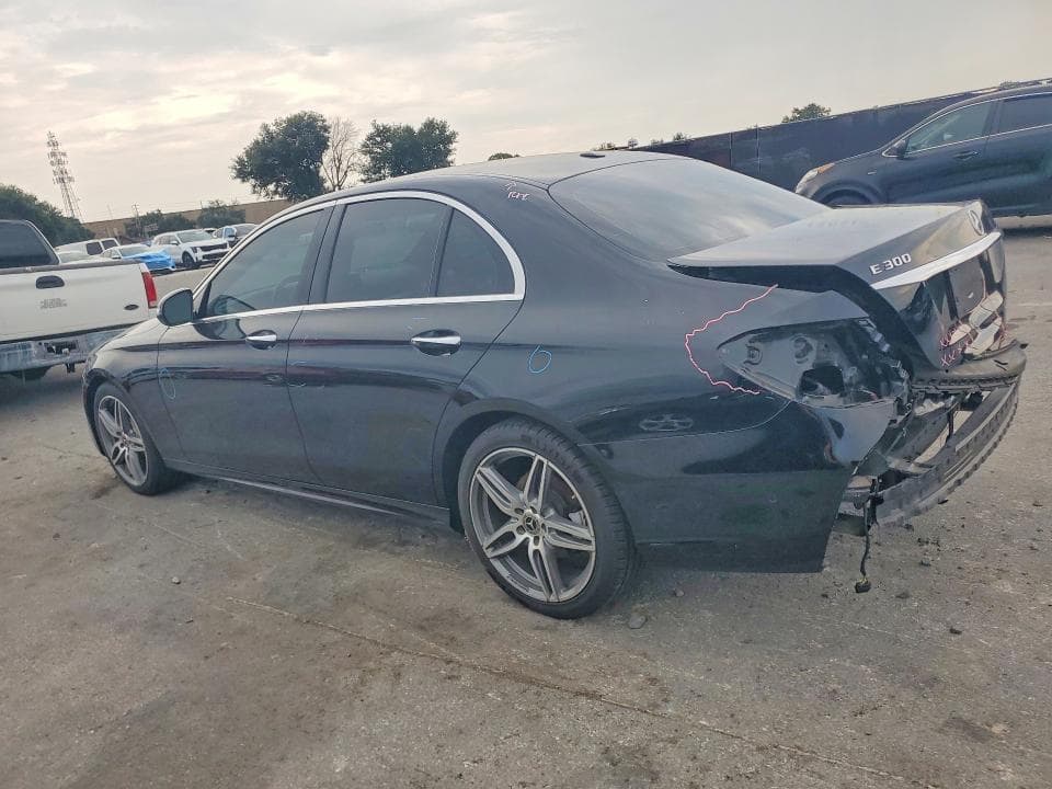 2018 MERCEDES-BENZ E 300 2