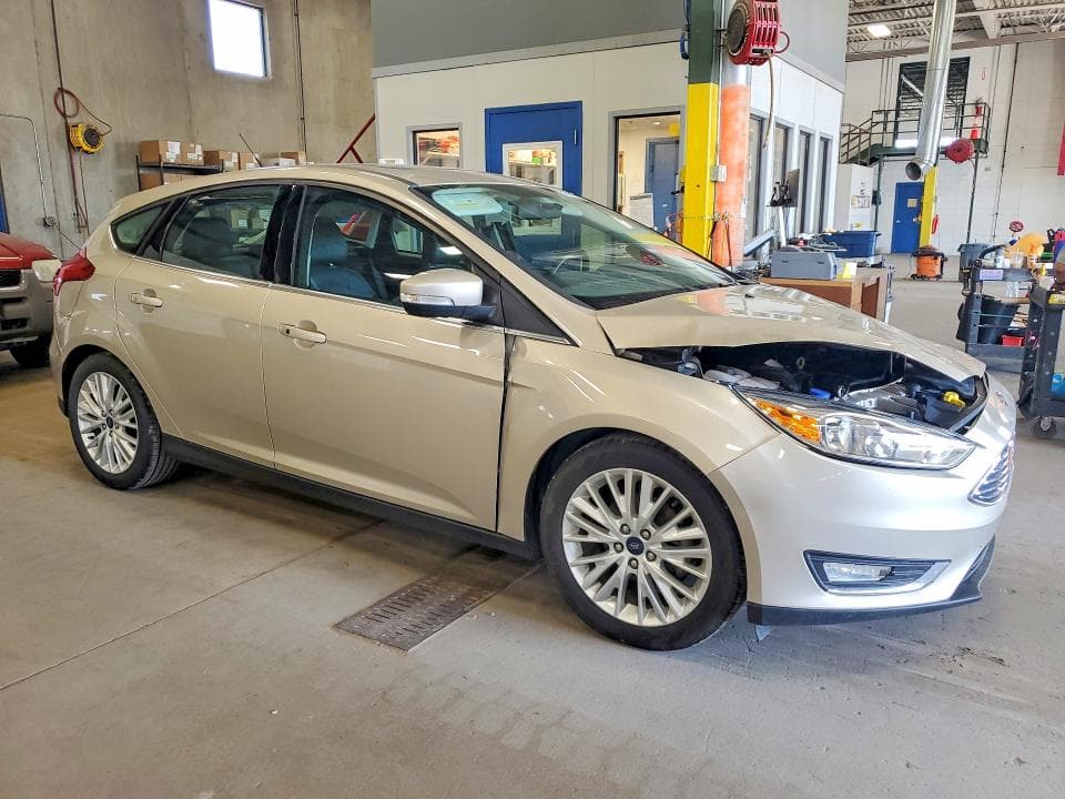 2017 FORD FOCUS TITANIUM 4