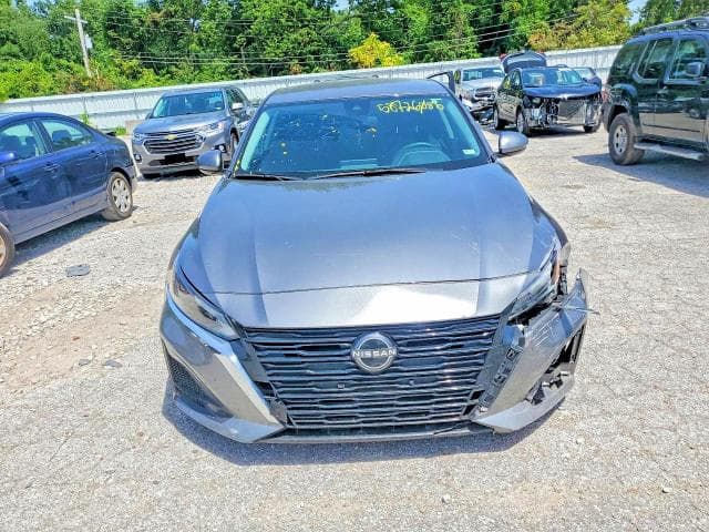 2023 NISSAN ALTIMA S 5