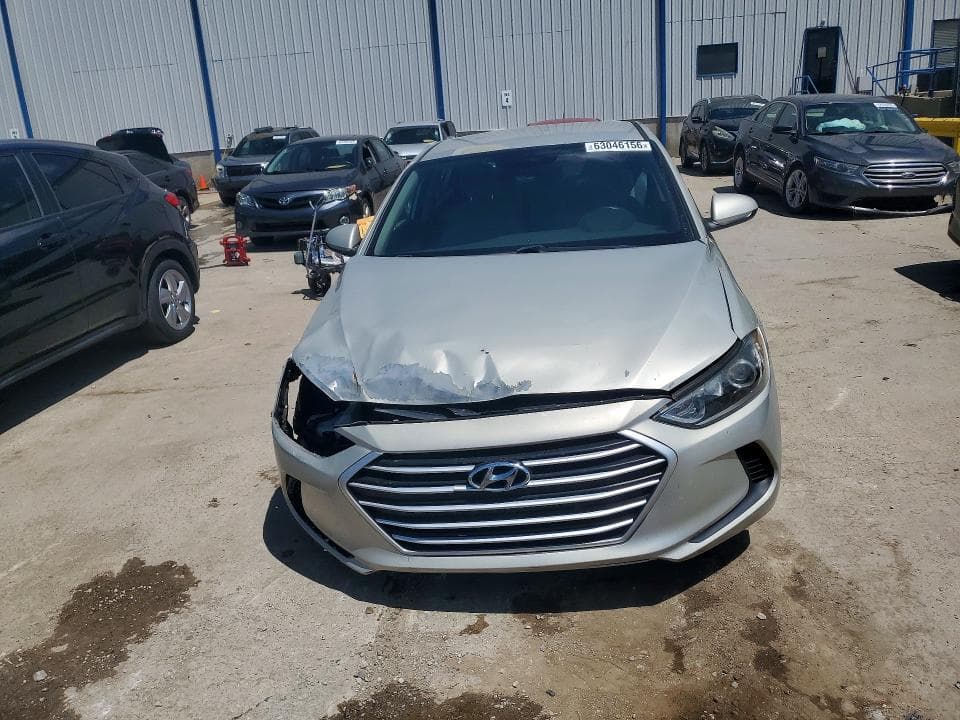 2017 HYUNDAI ELANTRA SE 5