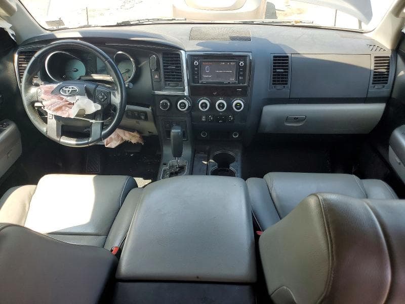 2019 TOYOTA SEQUOIA SR5 8