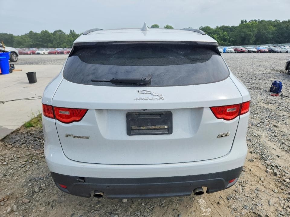 2018 JAGUAR F-PACE R - SPORT 6