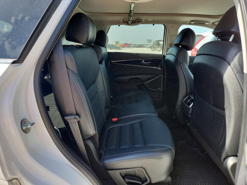 2017 KIA SORENTO SX V6 11