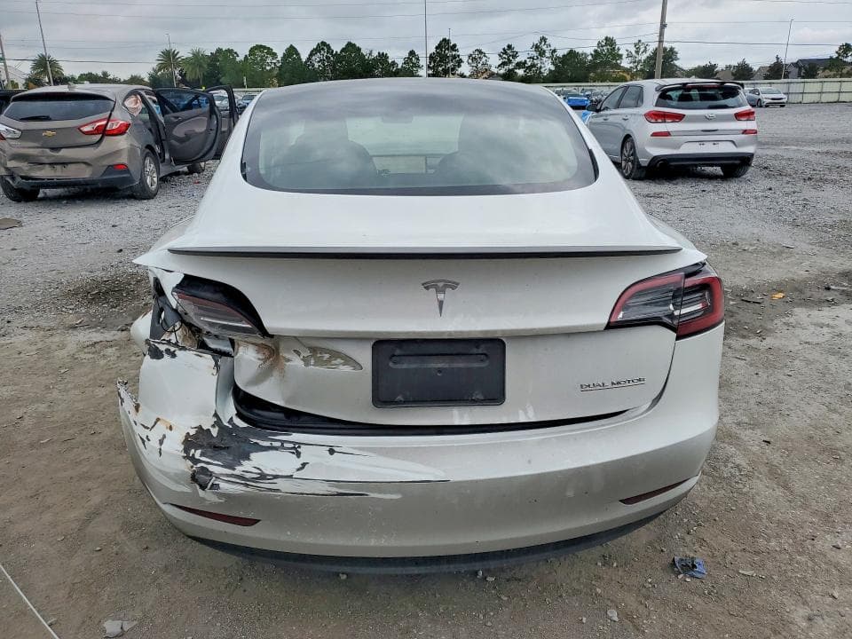 2023 TESLA MODEL 3 6