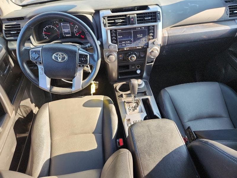 2020 TOYOTA 4RUNNER SR5 PREMIUM 8