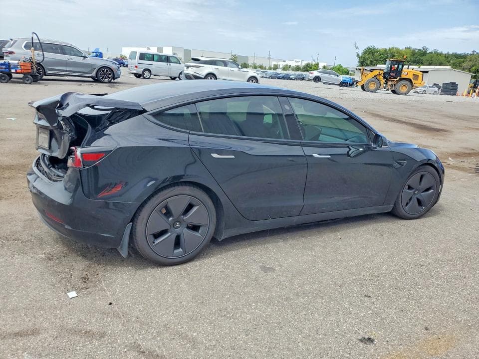 2020 TESLA MODEL 3 3