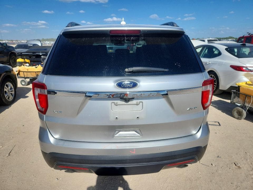 2018 FORD EXPLORER XLT 6