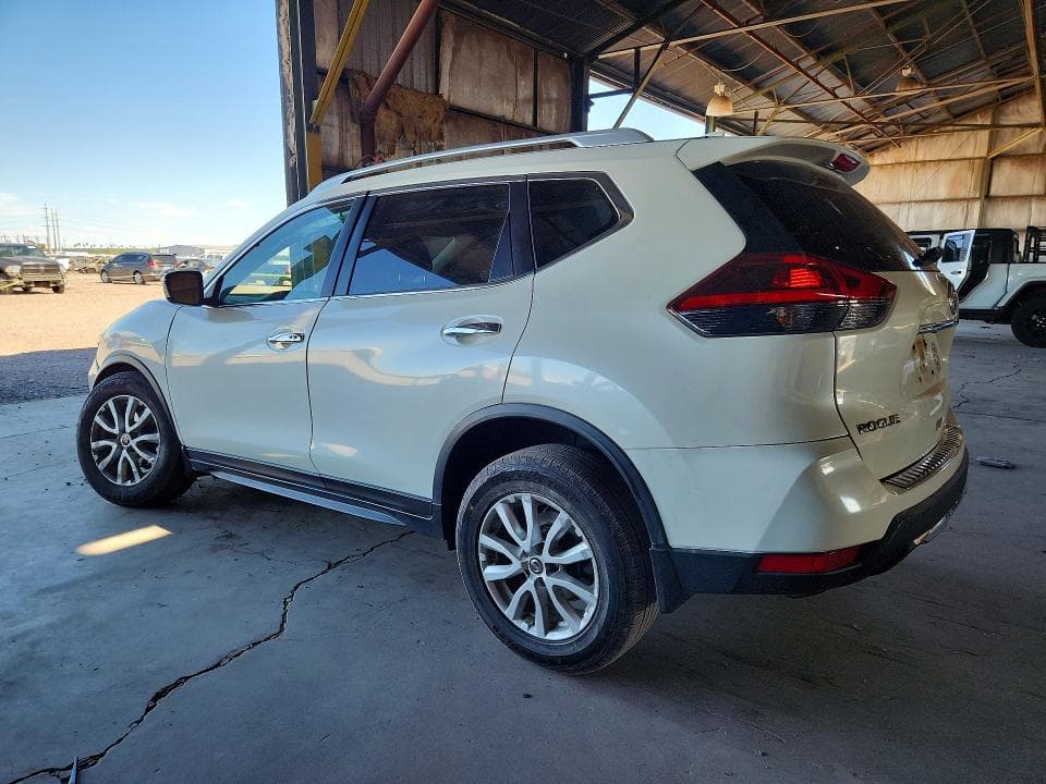 2018 NISSAN ROGUE SV 2
