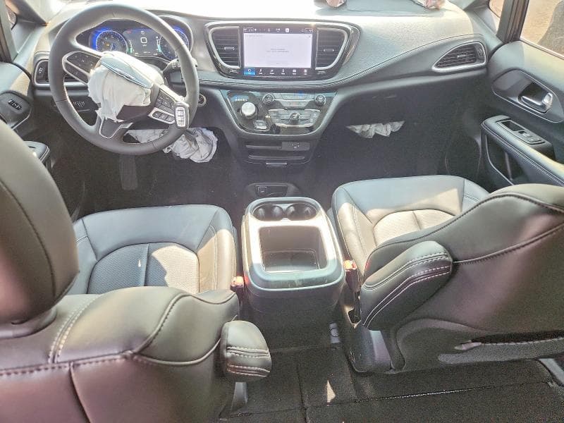 2026 CHRYSLER PACIFICA SELECT 8