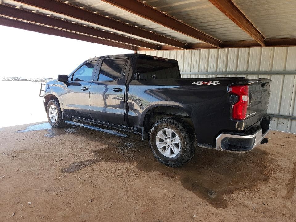 2023 CHEVROLET SILVERADO K1500 LT 2
