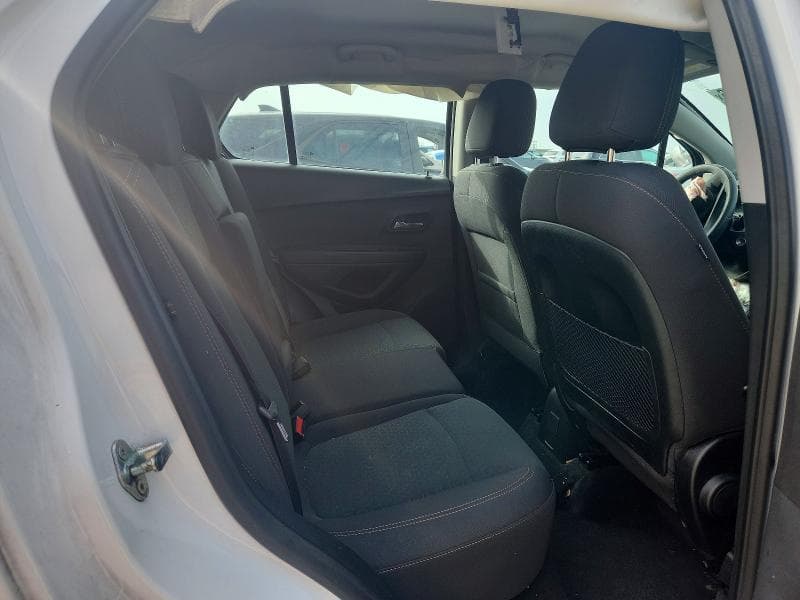 2019 CHEVROLET TRAX LS 11