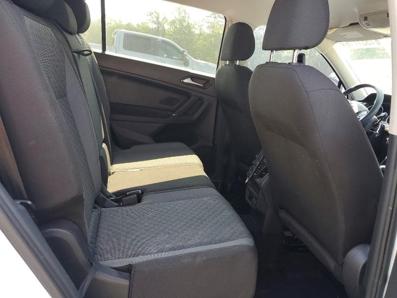 2018 VOLKSWAGEN TIGUAN S 11