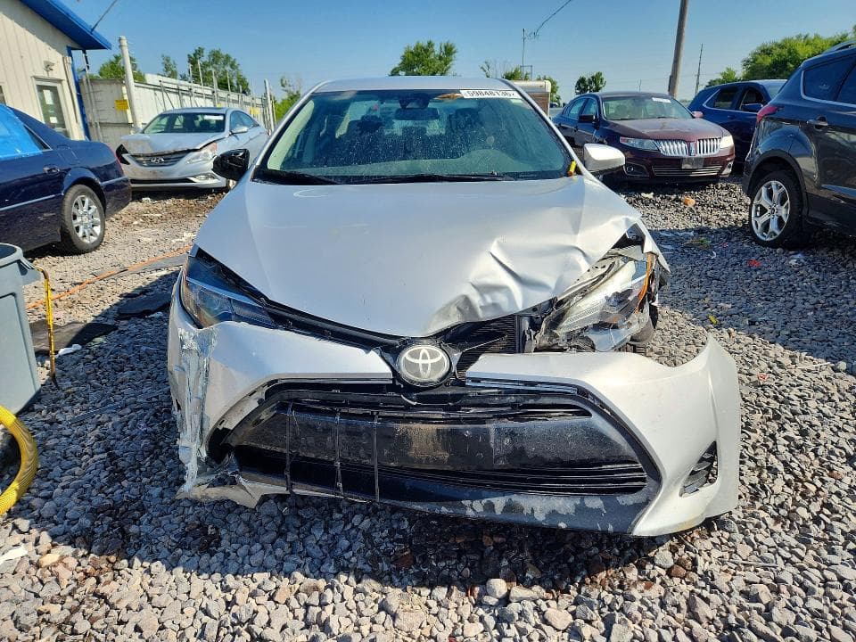 2017 TOYOTA COROLLA LE 5