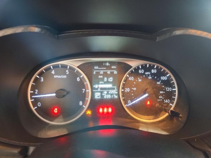 2025 NISSAN VERSA 9