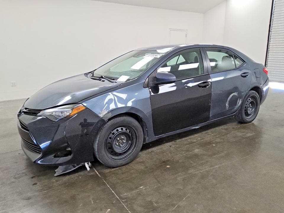 2017 TOYOTA COROLLA LE - 1
