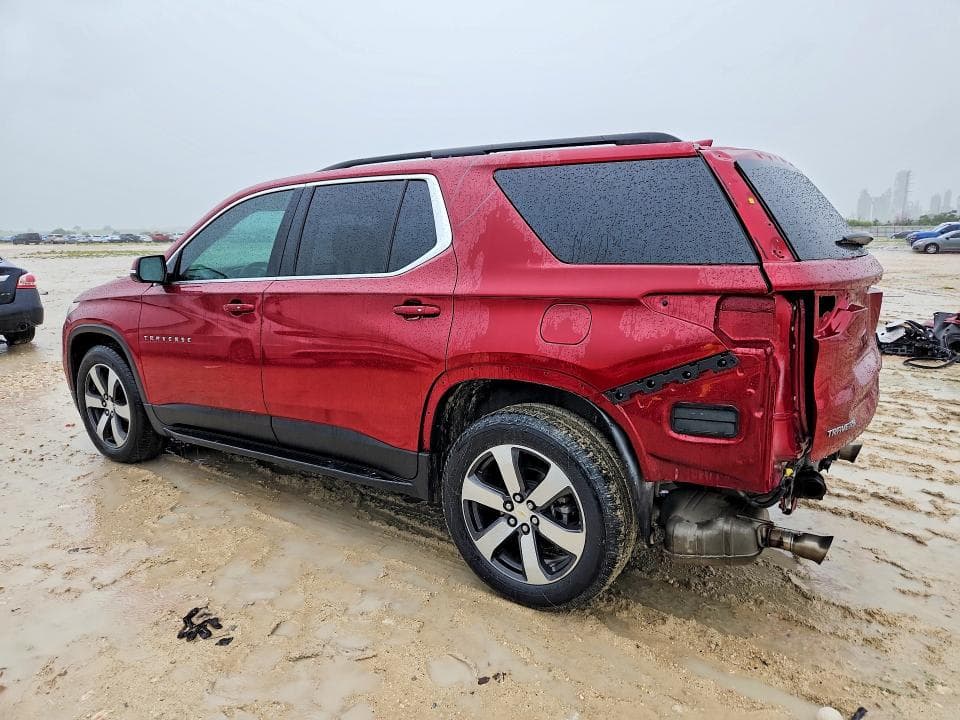 2019 CHEVROLET TRAVERSE LT 2