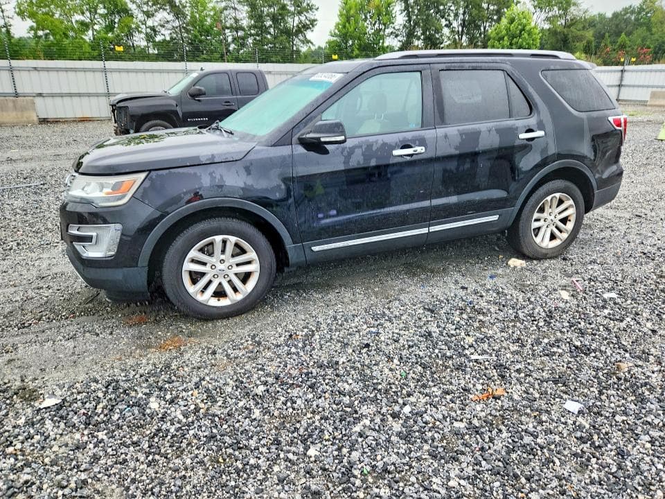 2017 FORD EXPLORER XLT - 1