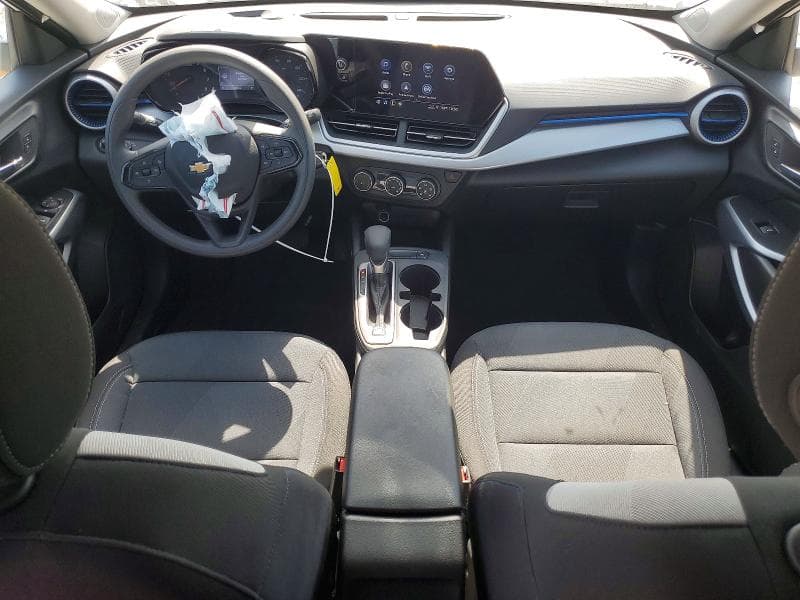 2026 CHEVROLET TRAX LS 8
