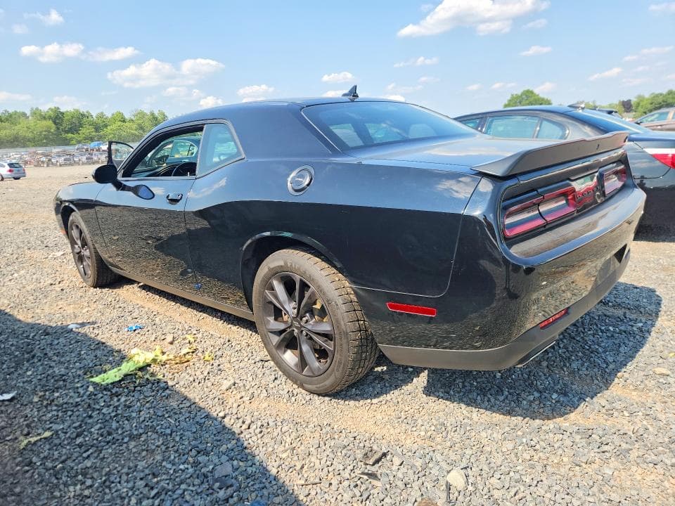 2020 DODGE CHALLENGER SXT 2