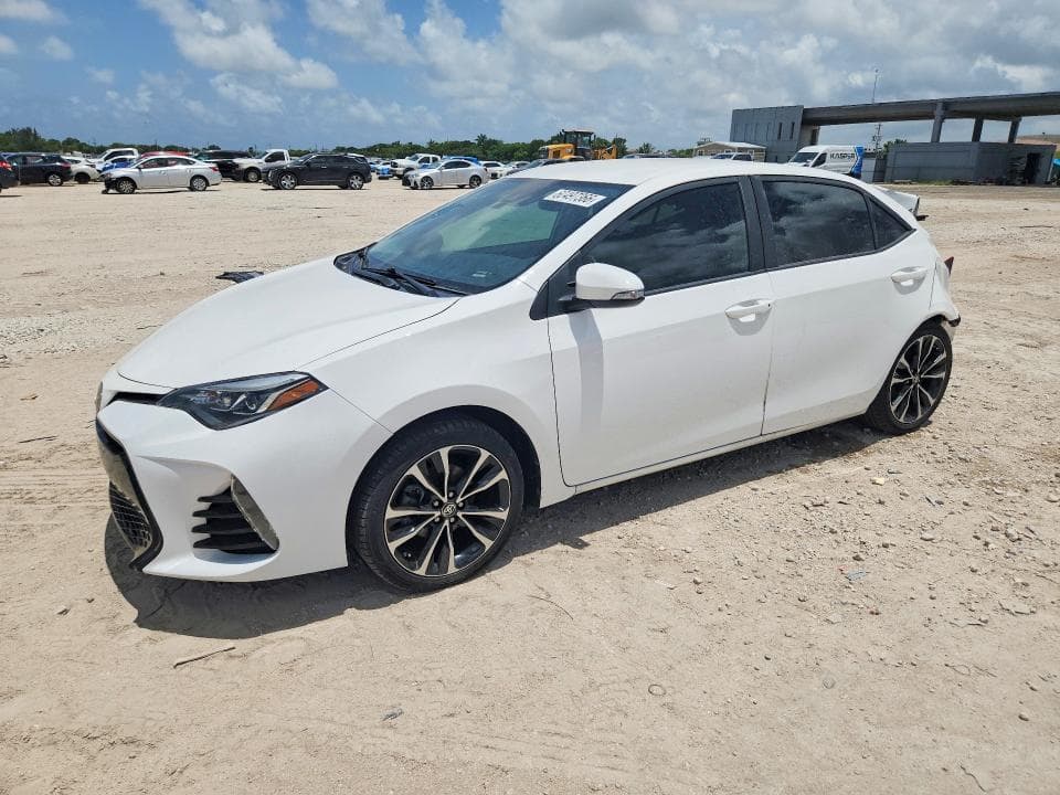 2019 TOYOTA COROLLA SE - 1
